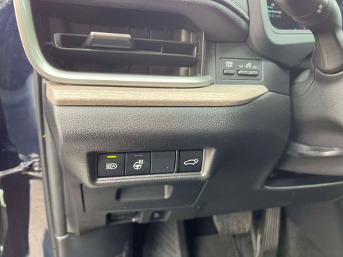 Used 2024 Toyota Grand Highlander Platinum image 23