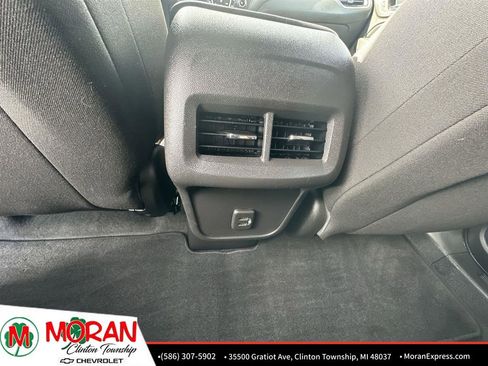 Used 2024 Chevrolet Equinox LT image 21