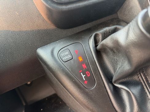 Used 2026 RAM ProMaster 2500 w/ Convenience Group FWD image 32