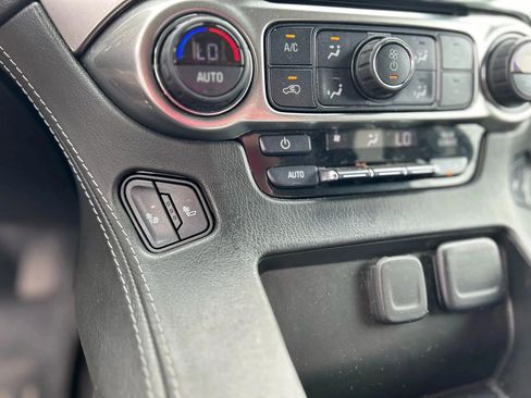 Used 2019 Chevrolet Tahoe LT image 24