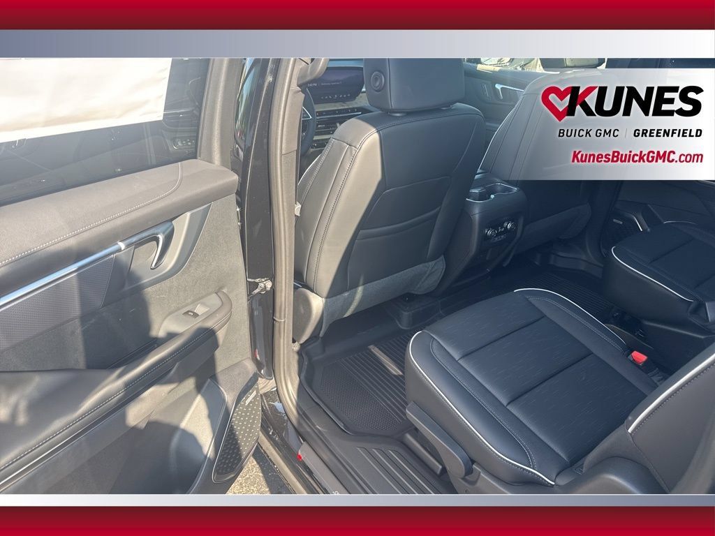 New 2026 Buick Enclave Sport Touring w/ Power Package AWD/4WD image 37