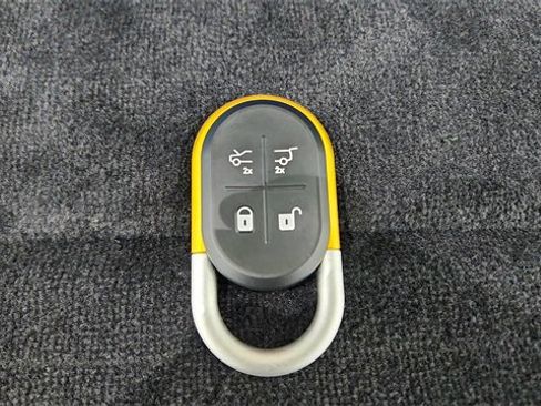 Used 2024 Rivian R1S Adventure image 63