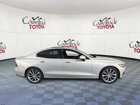 Used 2019 Volvo S60 T5 Momentum FWD image 9