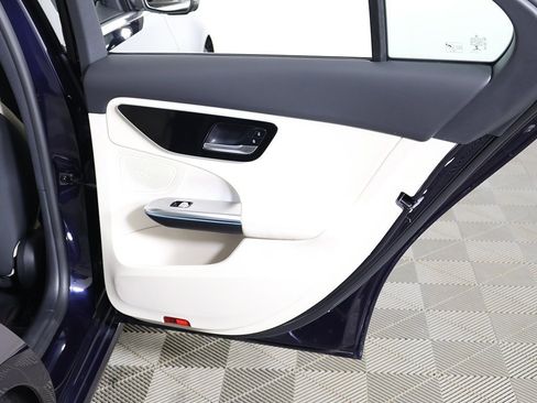 Used 2023 Mercedes-Benz C 300 4MATIC Sedan w/ Exclusive Trim Package image 28