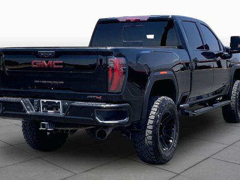 Used 2024 GMC Sierra 2500 AT4 w/ AT4 Premium Plus Package AWD/4WD image 13