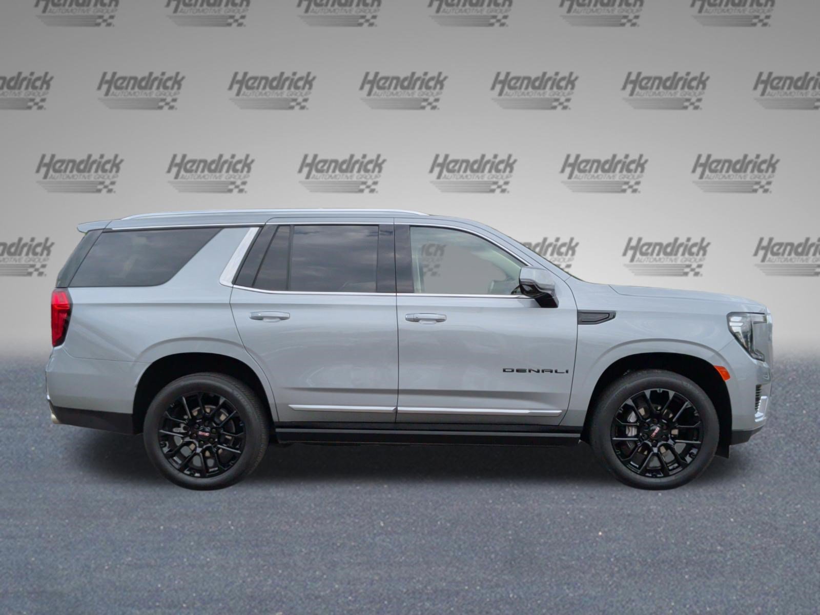 Used 2024 GMC Yukon Denali AWD/4WD image 6