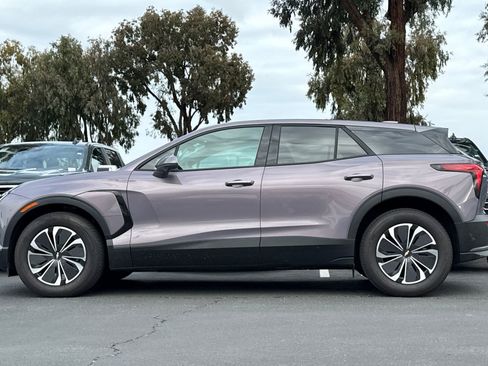 Used 2026 Chevrolet Blazer EV LT image 8