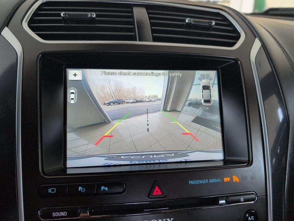 Used 2018 Ford Explorer Platinum AWD/4WD image 20