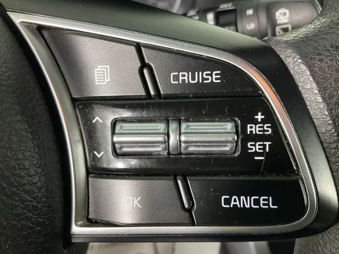 Certified 2021 Kia Seltos LX image 22