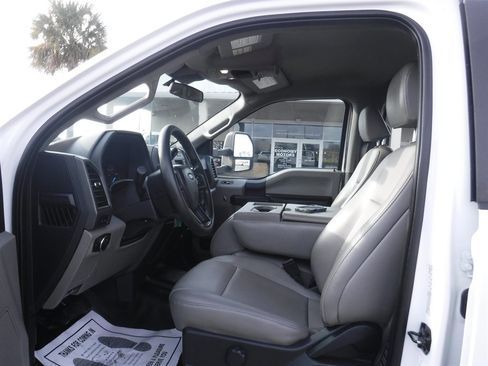 Used 2022 Ford F450 XL w/ Power Equipment Group image 13