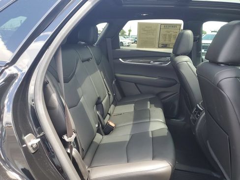 Certified 2022 Cadillac XT5 Sportv w/ Technology Package AWD/4WD image 28