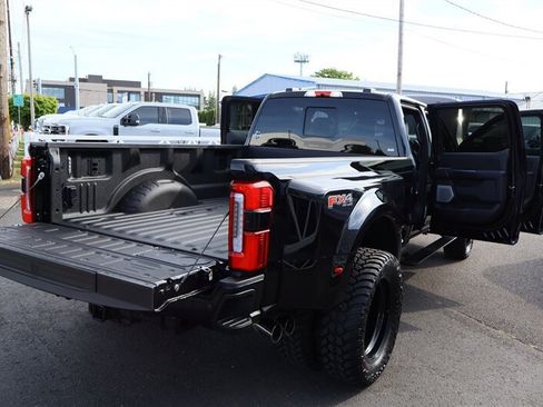 Used 2026 Ford F450 Platinum w/ FX4 Off-Road Package AWD/4WD image 31