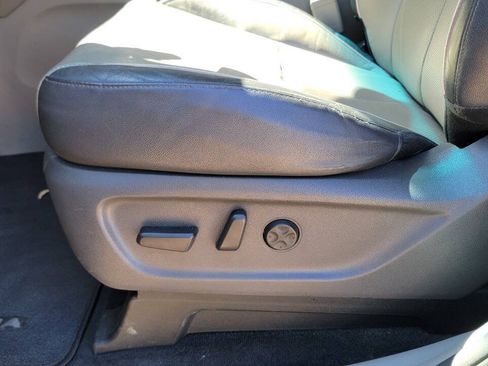 Used 2015 Kia Sedona EX w/ EX Premium Package FWD image 21