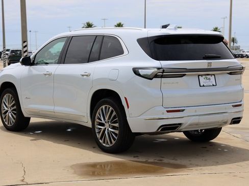 New 2026 Buick Enclave Avenir w/ Super Cruise Package image 6