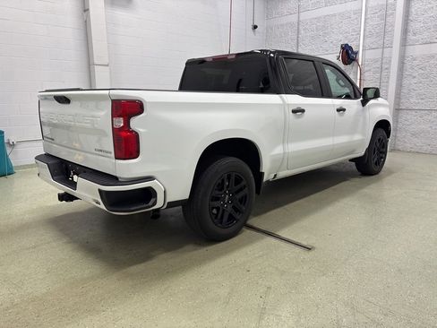 Used 2023 Chevrolet Silverado 1500 Custom AWD/4WD image 4