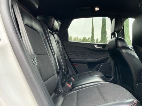Used 2024 Ford Escape ST-Line Select AWD/4WD image 18