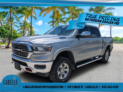 Used 2019 RAM 1500 Laramie AWD/4WD image 7