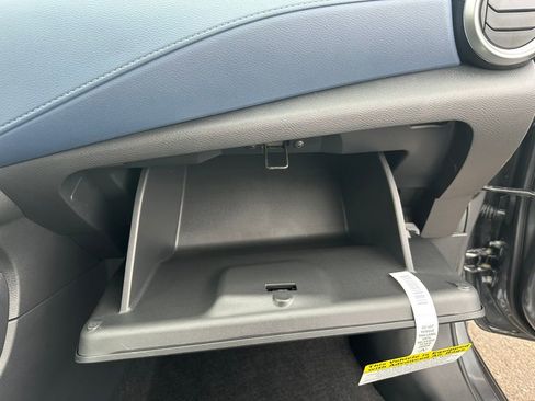 New 2025 Nissan Versa SV w/ Trunk Package image 27