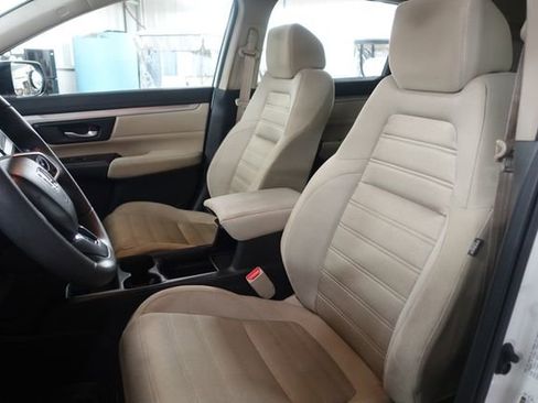 Used 2017 Honda CR-V LX image 11