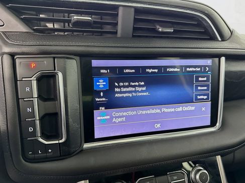 Used 2021 GMC Yukon XL Denali w/ Denali Ultimate Package image 19