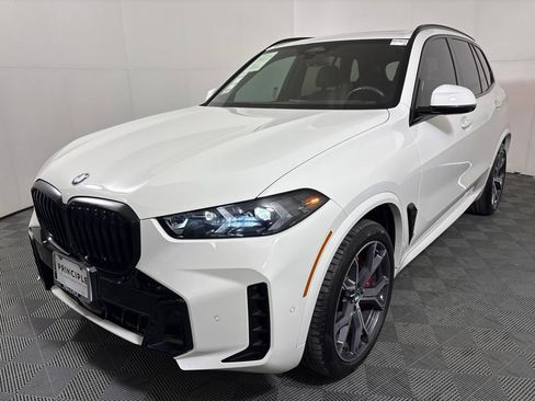 Certified 2024 BMW X5 sDrive40i w/ M Sport Package RWD image 2