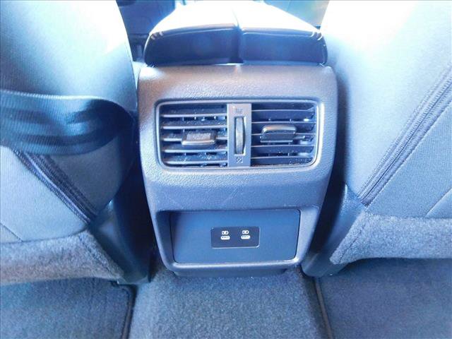 Used 2025 Nissan Rogue SV FWD image 24
