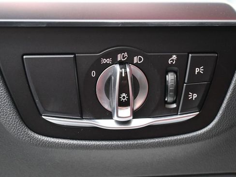 Used 2022 BMW X3 xDrive30i w/ M Sport Package 2 image 19