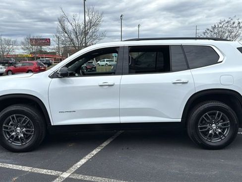 Certified 2025 GMC Acadia Elevation image 4