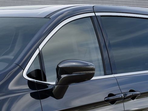 New 2026 Chrysler Pacifica Limited image 12