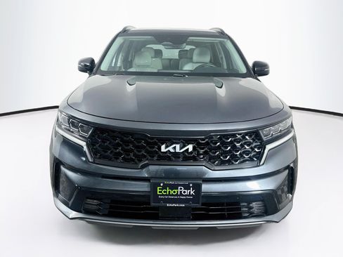 Used 2023 Kia Sorento SX FWD image 2