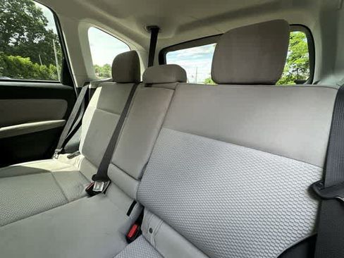 Used 2017 Subaru Forester 2.5i Premium w/ All-Weather Package AWD/4WD image 15