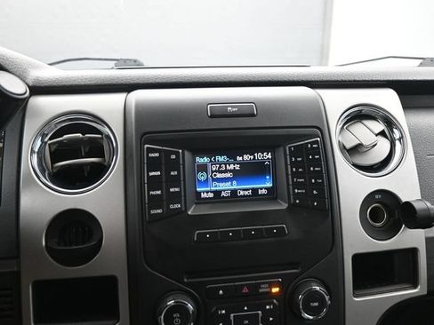 Used 2014 Ford F150 XLT w/ XLT Chrome Package image 16