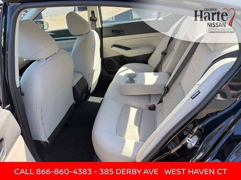 Certified 2023 Nissan Altima 2.5 SV w/ SV Premium Package AWD/4WD image 16