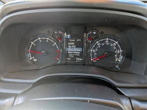 Used 2020 Toyota 4Runner SR5 image 12