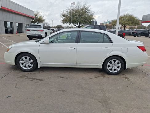 Used 2006 Toyota Avalon XL image 3