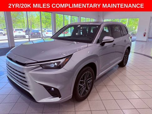 Used 2025 Lexus TX 350 AWD w/ Technology Package image 3