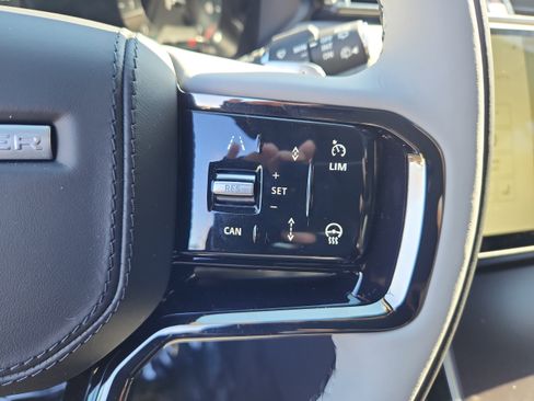 New 2026 Land Rover Range Rover Velar Dynamic SE image 20