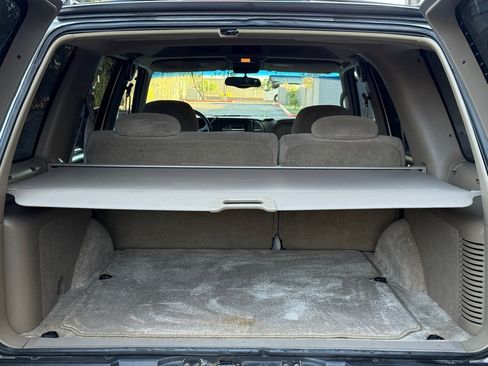 Used 1999 GMC Yukon 4WD 4-Door image 17