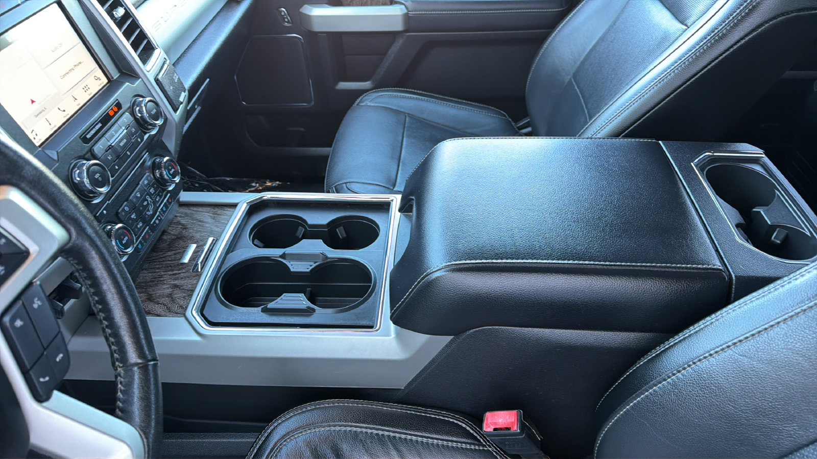 Used 2018 Ford F250 Lariat w/ Chrome Package AWD/4WD image 18