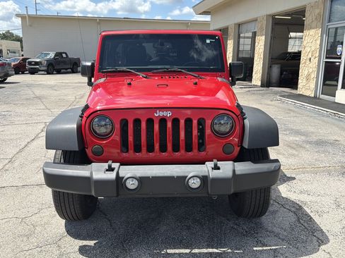 Used 2018 Jeep Wrangler Unlimited Sport S AWD/4WD image 8