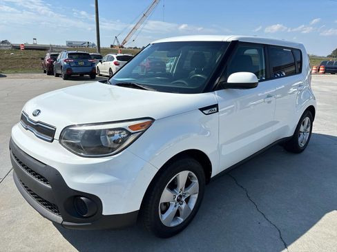 Used 2019 Kia Soul w/ Convenience Package image 8