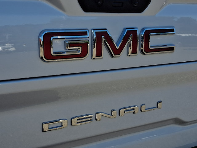 Used 2025 GMC Sierra 2500 Denali w/ Max Trailering Package AWD/4WD image 33