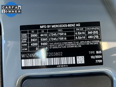 Used 2025 Mercedes-Benz Sprinter 2500 image 37