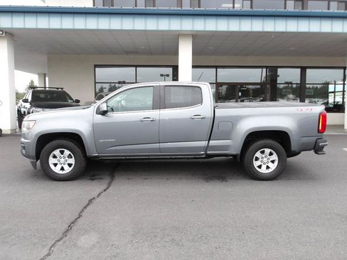 Used 2019 Chevrolet Colorado W/T w/ WT Convenience Package AWD/4WD image 2