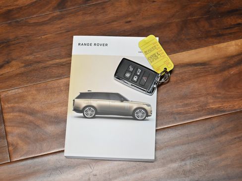 Used 2023 Land Rover Range Rover LWB SV Autobiography image 87