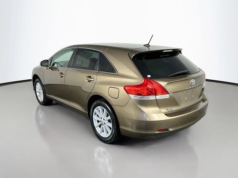 Used 2011 Toyota Venza w/ Leather Pkg FWD image 5