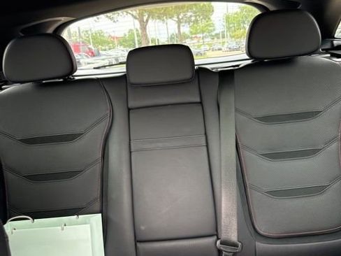 Used 2024 Mercedes-Benz GLC 43 AMG 4MATIC image 6