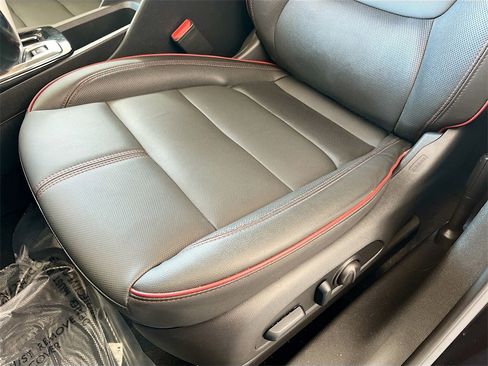 Used 2024 Chevrolet TrailBlazer RS w/ Driver Confidence Package image 18