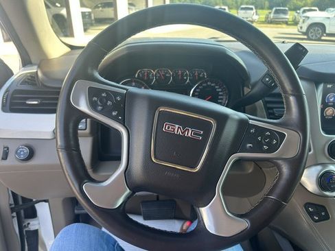 Used 2016 GMC Yukon XL SLT RWD image 28