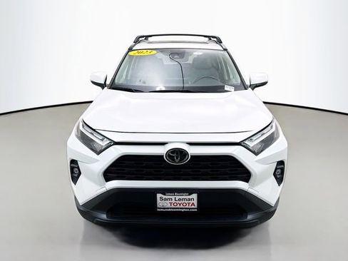 Used 2023 Toyota RAV4 XLE Premium image 2